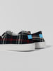 The Luna Black Check